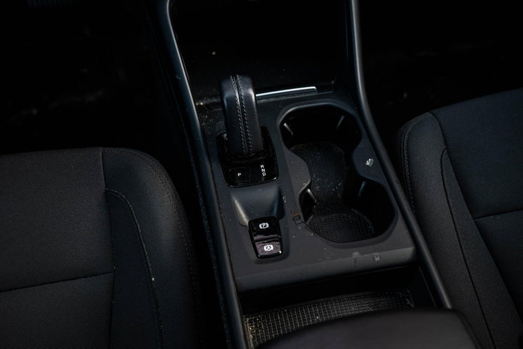 Vehicle Image 13