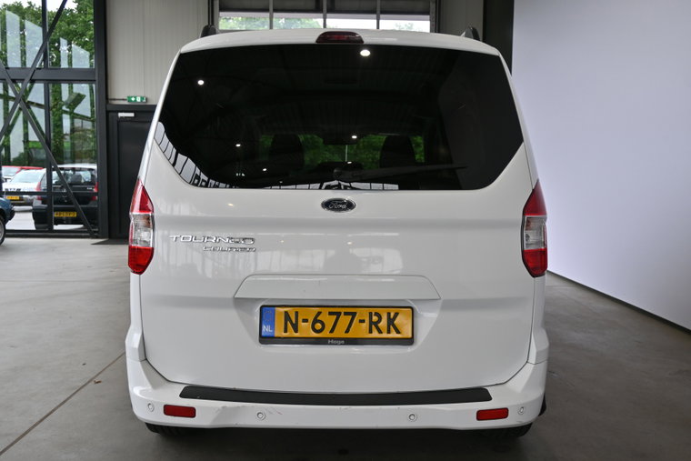 Vehicle Image 19