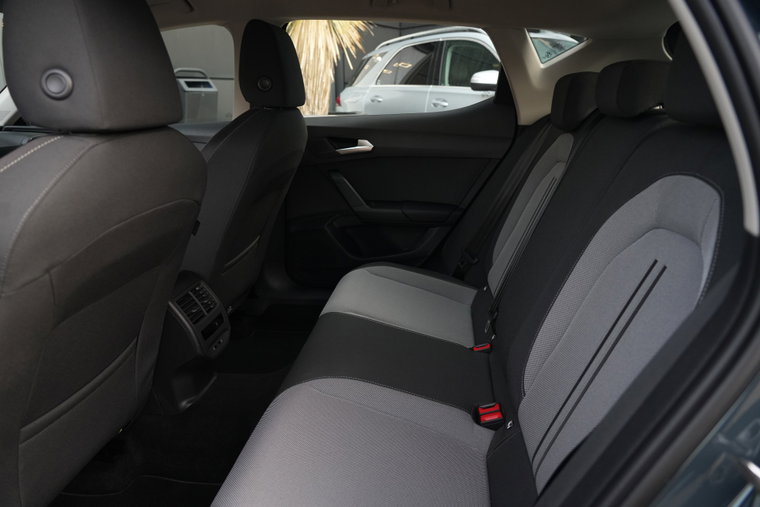 Vehicle Image 22