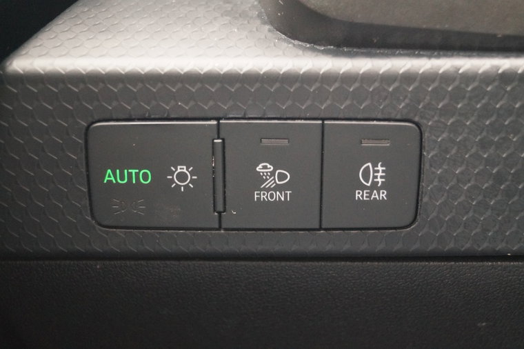 Vehicle Image 26