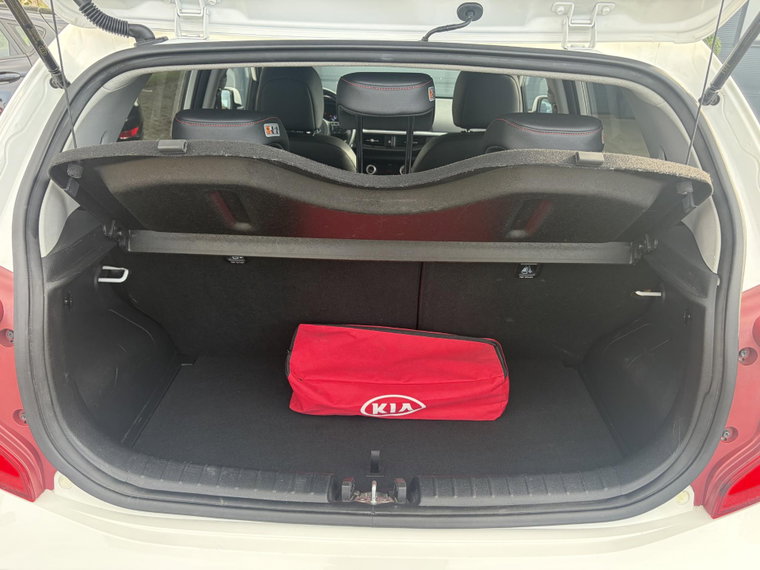 Vehicle Image 32