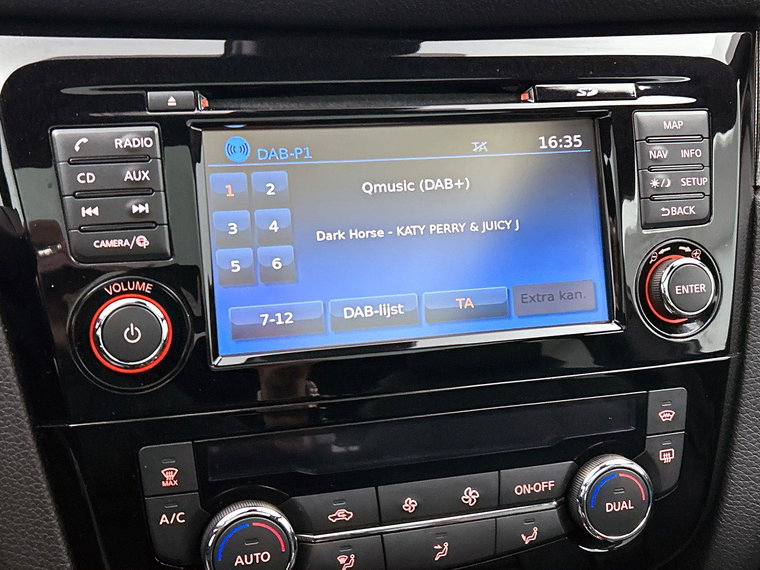 Vehicle Image 28