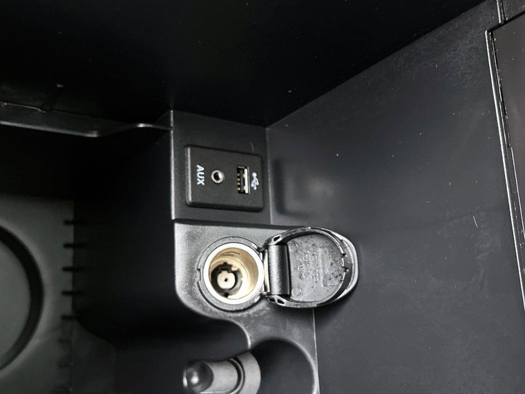 Vehicle Image 37