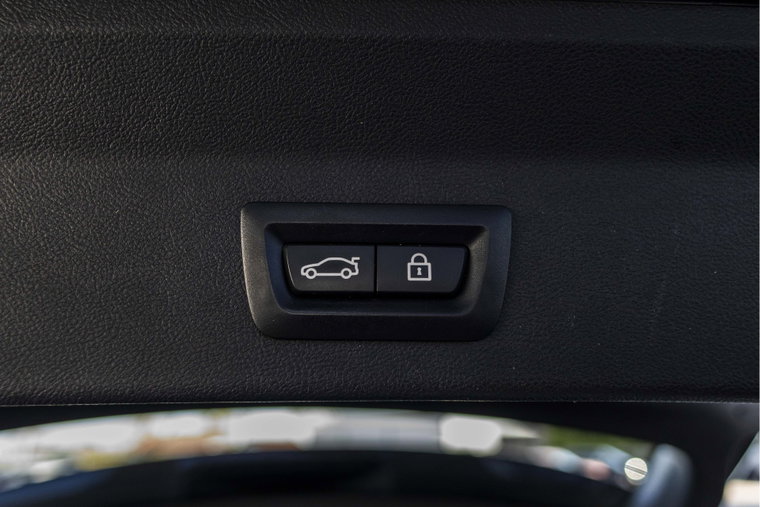 Vehicle Image 38
