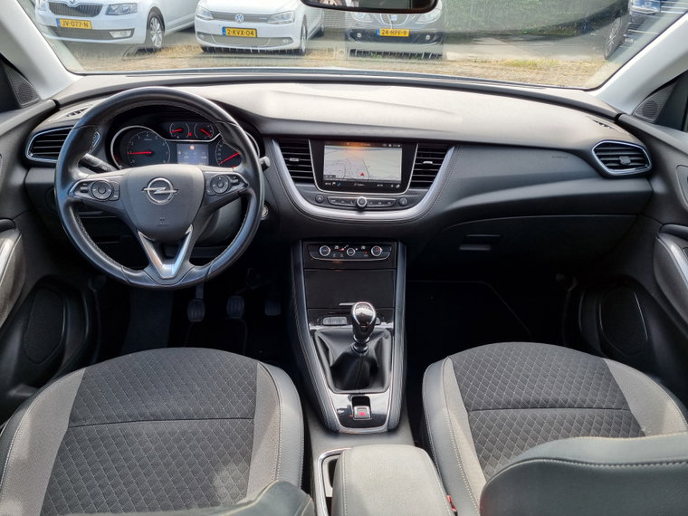 Vehicle Image 22
