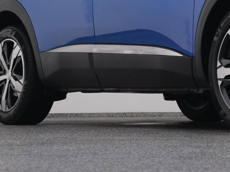 Vehicle Image 38