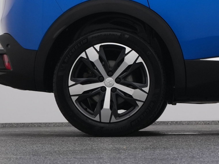 Vehicle Image 41