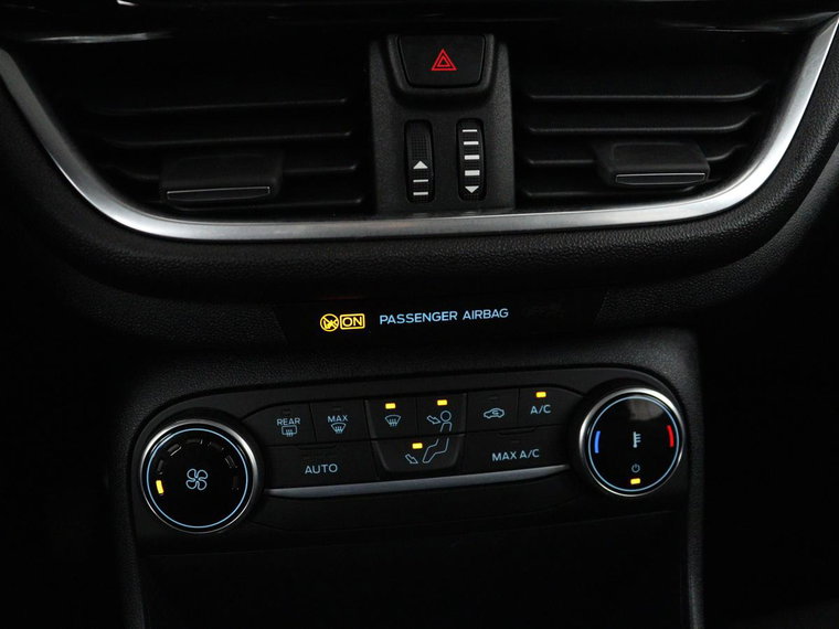 Vehicle Image 27