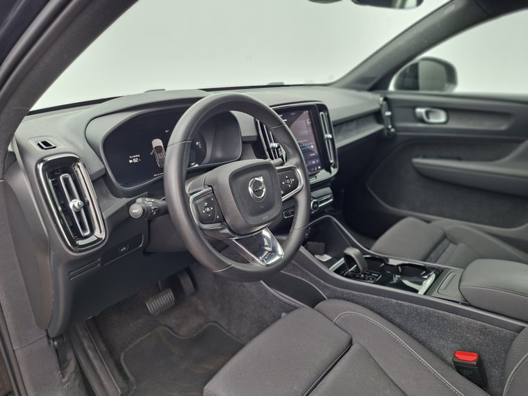 Vehicle Image 40