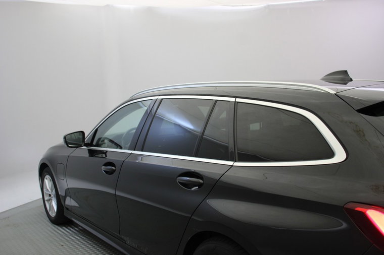 Vehicle Image 38