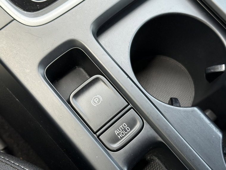 Vehicle Image 26
