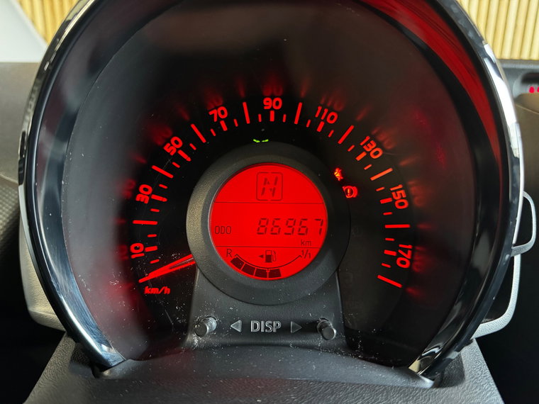 Vehicle Image 18
