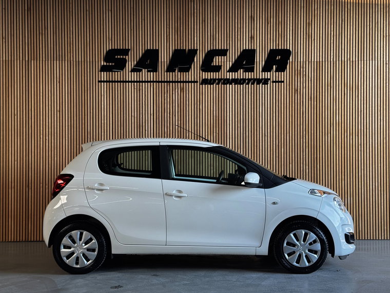 Vehicle Image 11
