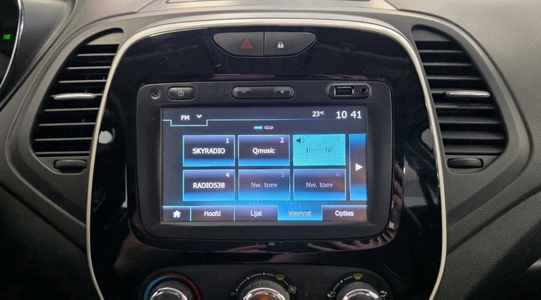 Vehicle Image 17