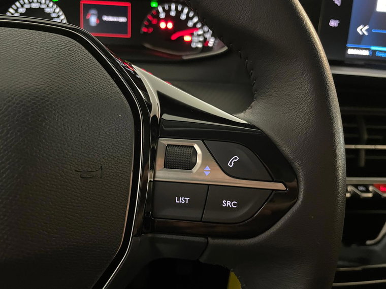 Vehicle Image 24