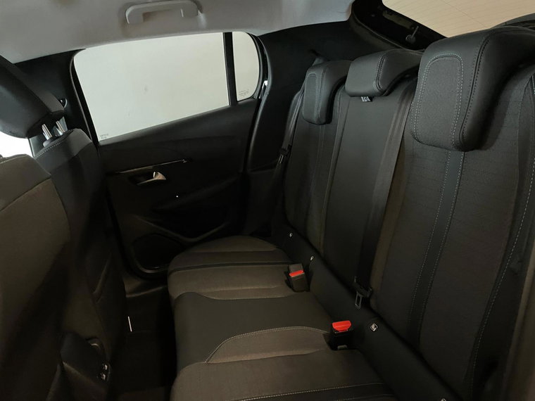 Vehicle Image 37