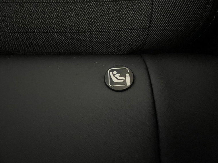 Vehicle Image 39
