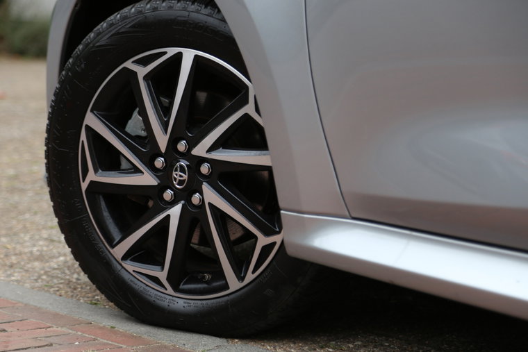 Vehicle Image 21