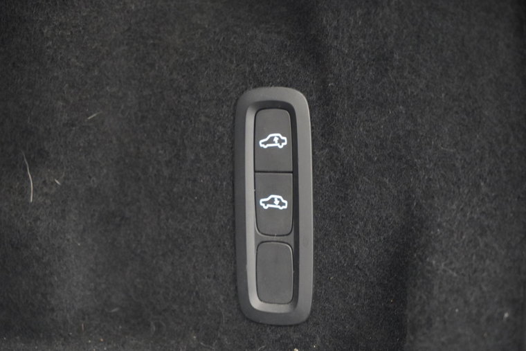 Vehicle Image 54