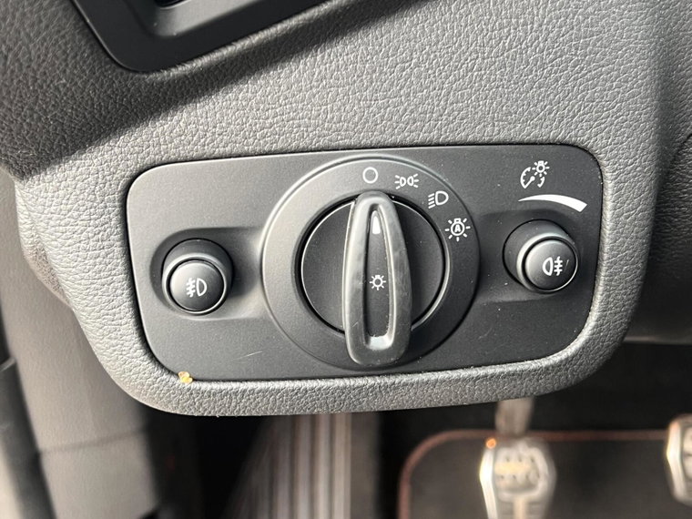 Vehicle Image 40