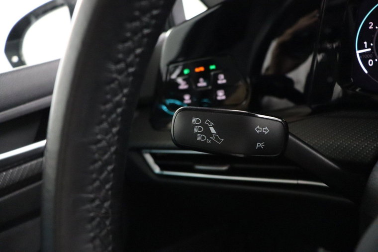 Vehicle Image 27
