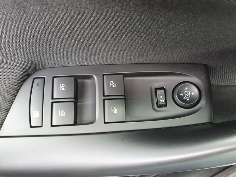 Vehicle Image 40