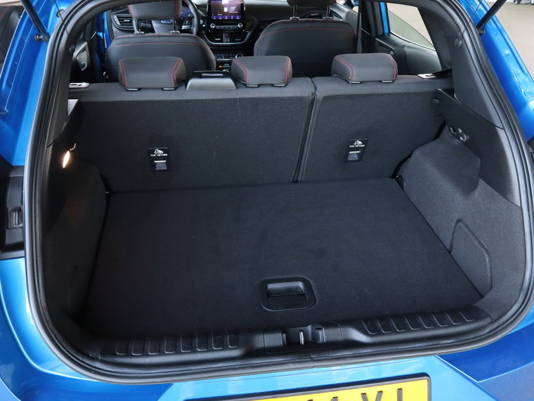 Vehicle Image 33