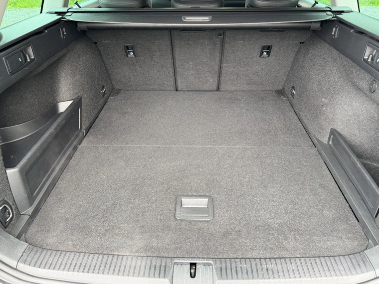 Vehicle Image 26