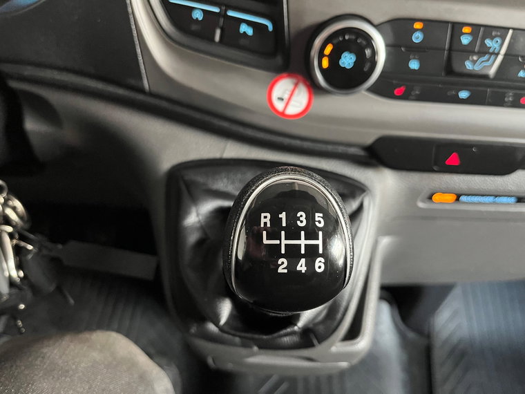 Vehicle Image 28