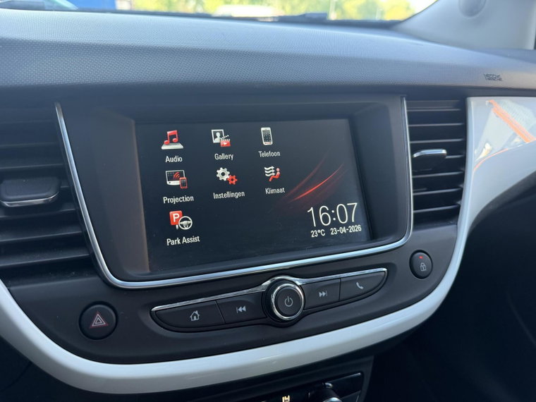Vehicle Image 17