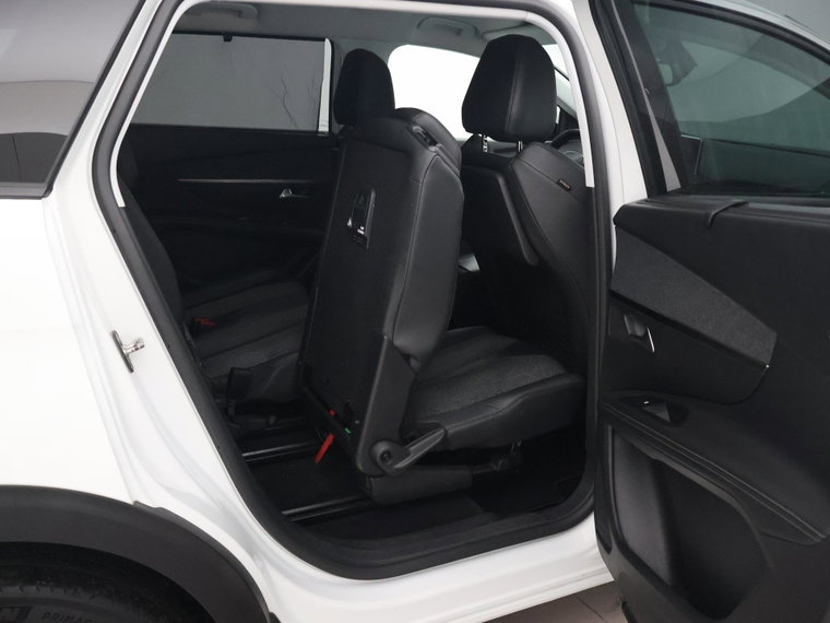 Vehicle Image 28