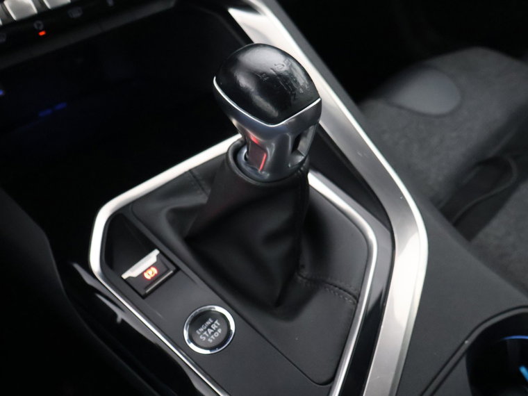 Vehicle Image 45