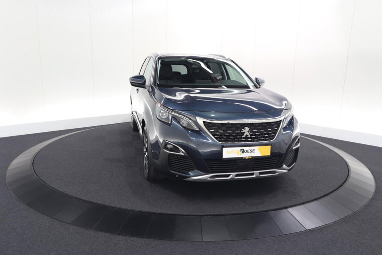 Vehicle Image 40