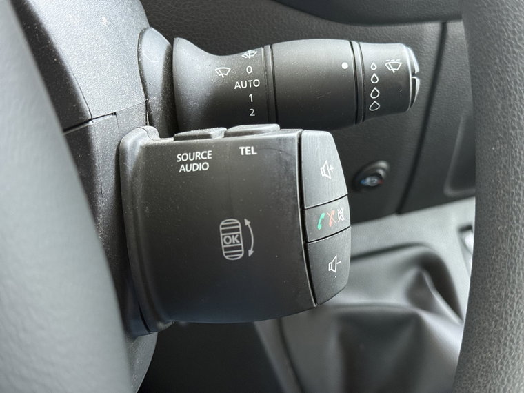 Vehicle Image 28