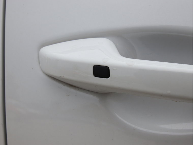 Vehicle Image 38