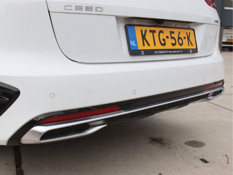 Vehicle Image 39
