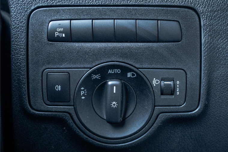 Vehicle Image 23