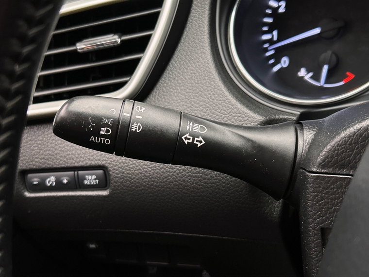 Vehicle Image 27