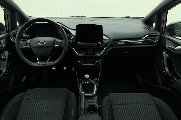 Vehicle Image 15