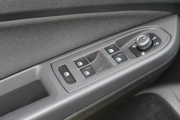 Vehicle Image 39
