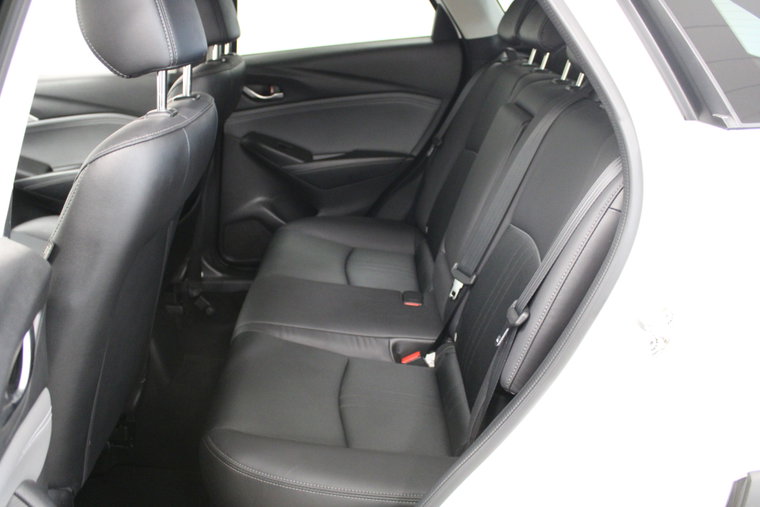 Vehicle Image 11