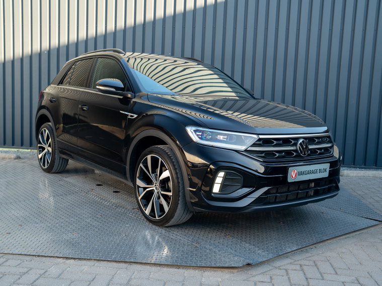 Vehicle Image 48