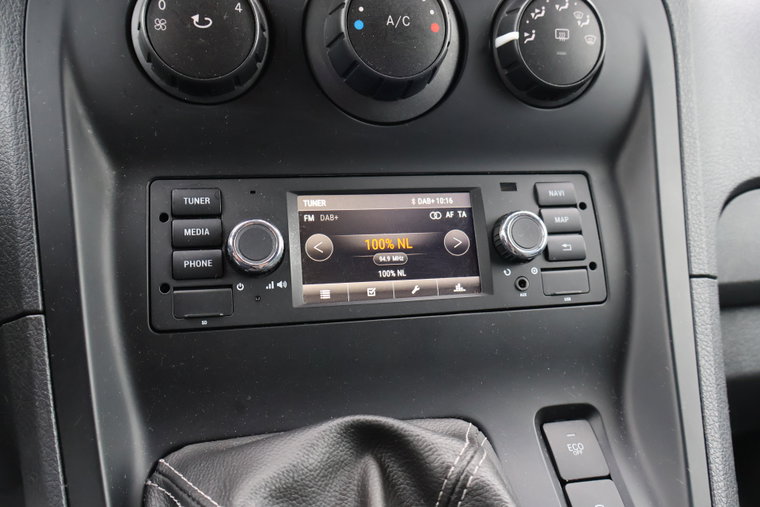 Vehicle Image 26