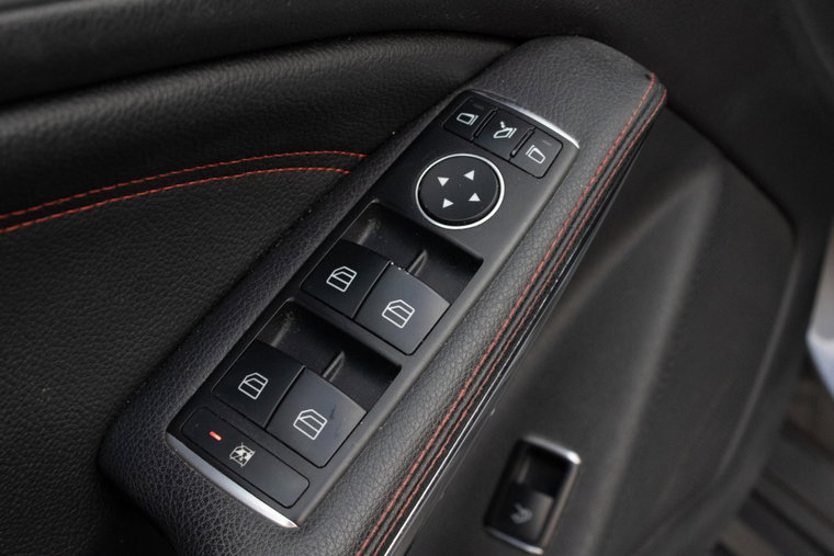 Vehicle Image 40