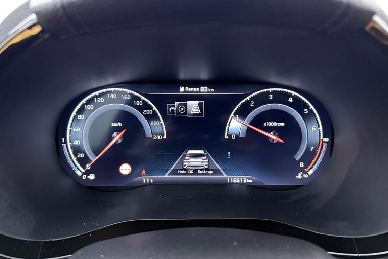 Vehicle Image 25