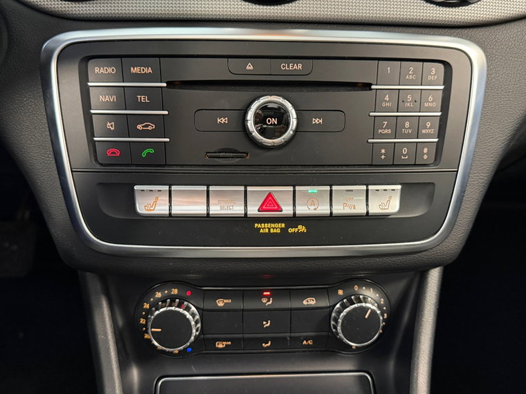 Vehicle Image 32