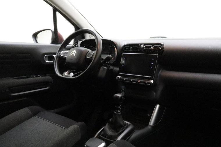 Vehicle Image 14