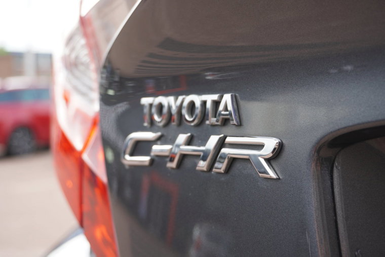 Vehicle Image 12