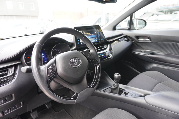 Vehicle Image 13