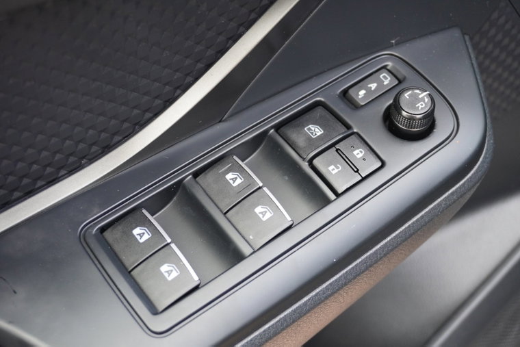 Vehicle Image 23